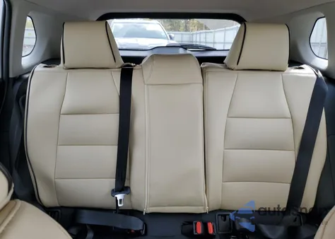 2024 Toyota Corolla Cross Le z USA, uszkodzony, nr VIN 7MUBAABG3RV081629